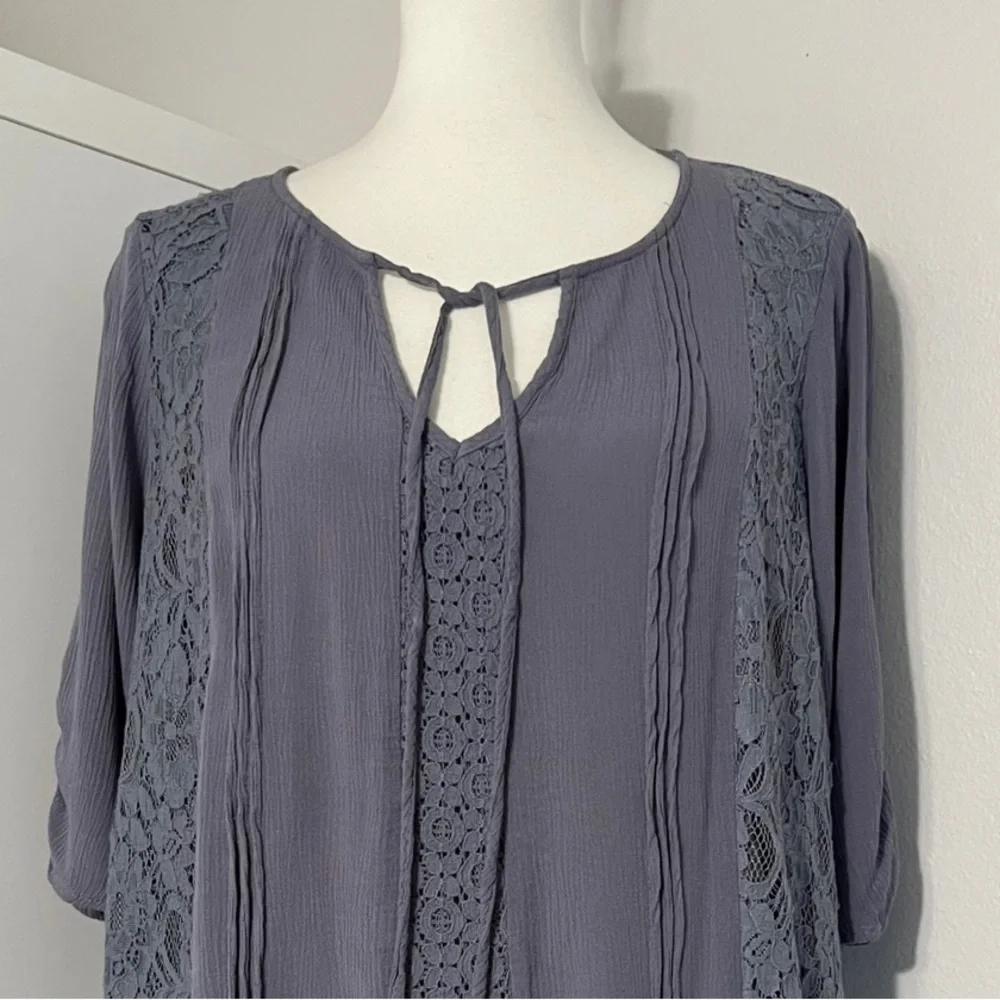 Torrid Grey Gauze Lace Inset Tie Front‎ Blouse